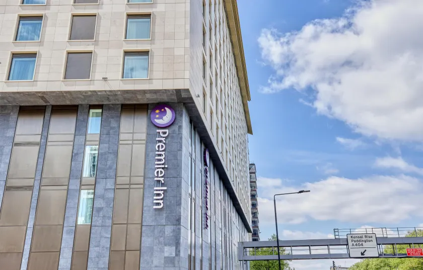 Premier Inn London Paddington - Paddington Basin - Image 1