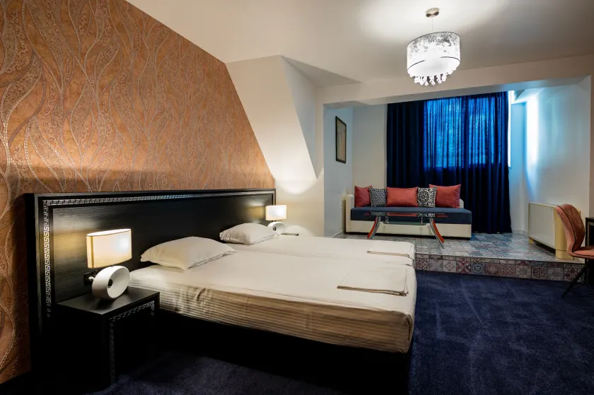 Hotel Elegance - Image 1