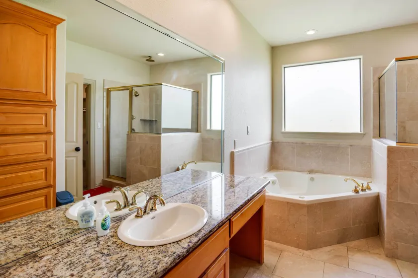 ‘The Oasis Ranch’ 20-Acre Ranch in Whitewright! - Interiør