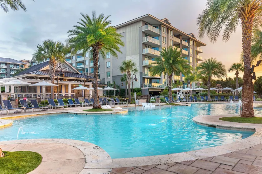 Hilton Grand Vacations Club Ocean Oak Resort Hilton Head - Image 1