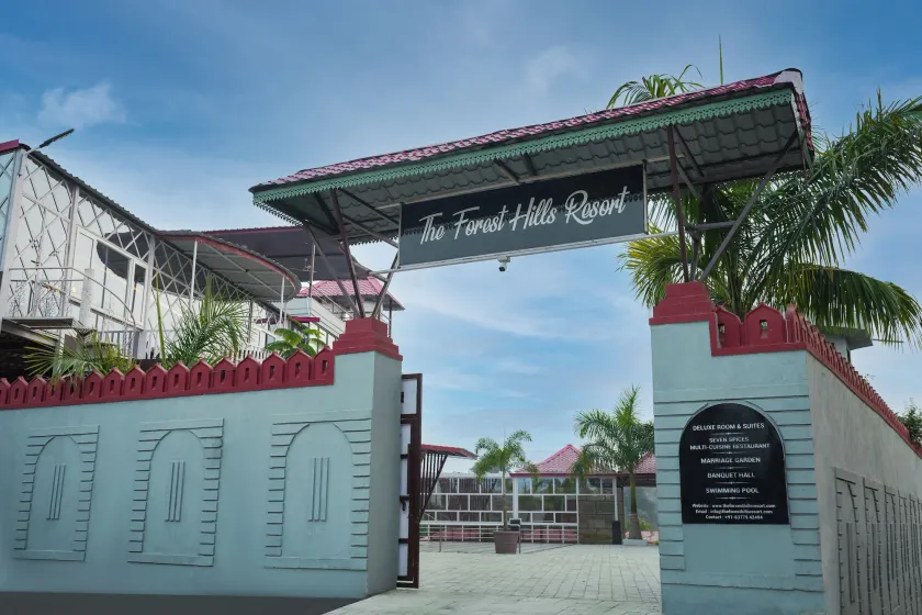 The Forest Hills Resort - Image 1