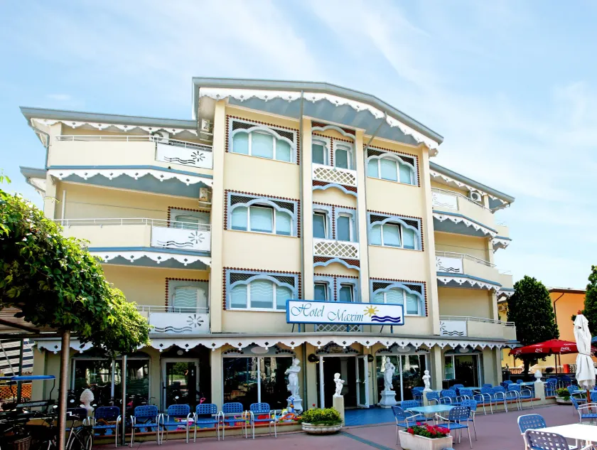 Hotel Maxim - Image 1