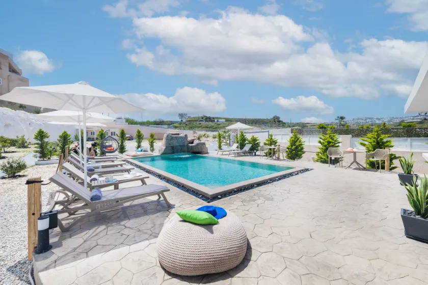 Santoterra Antigua Suites - Image 1