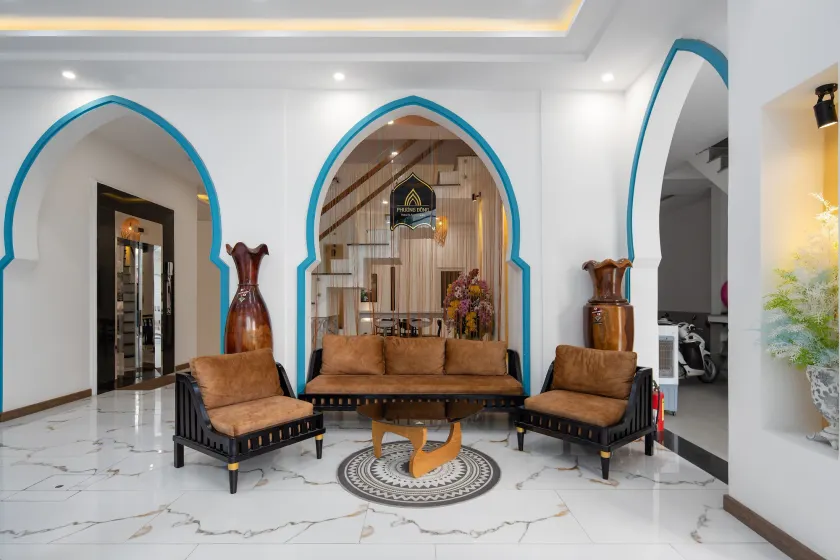 Phuong Dong Hotel and Apartment - Lobby