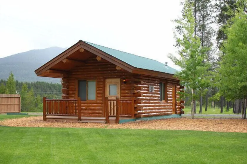 Silverwolf Log Chalet Resort - Image 1