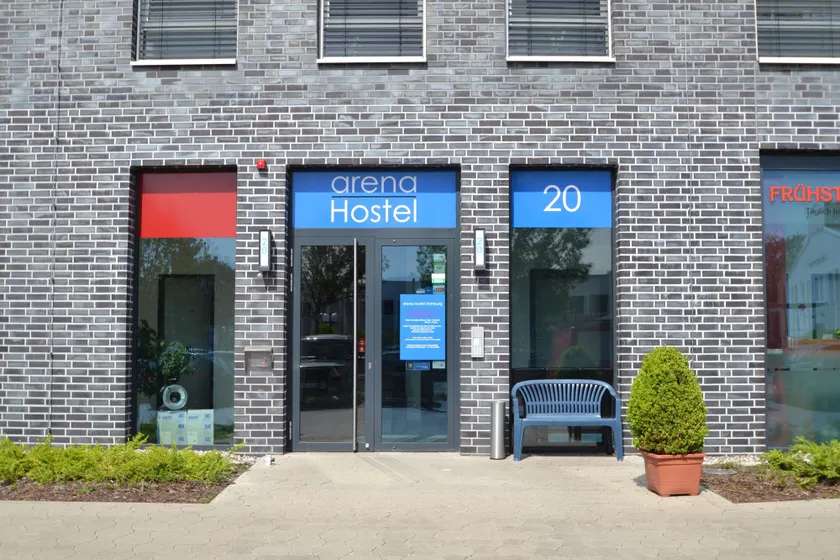 Arena Hostel & Monteurzimmer - Image 1