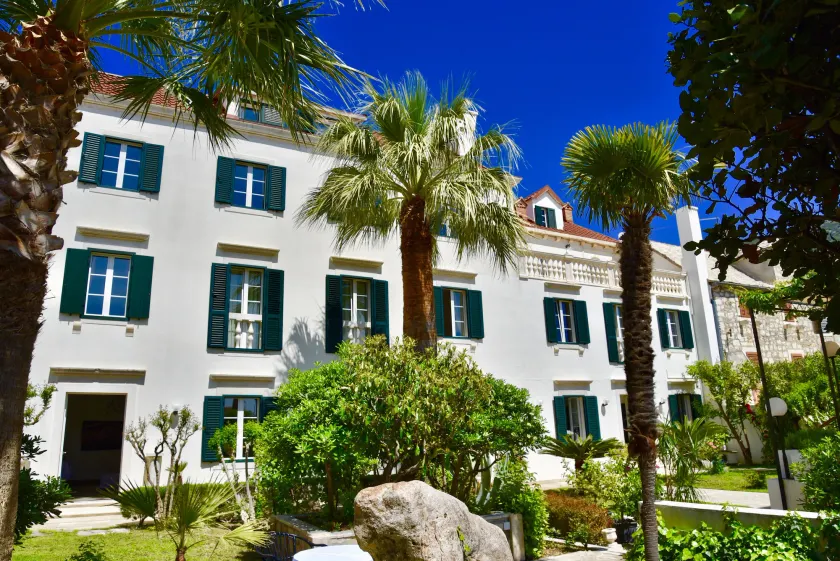 Villa Giardino Heritage Boutique Hotel Bol - Image 1