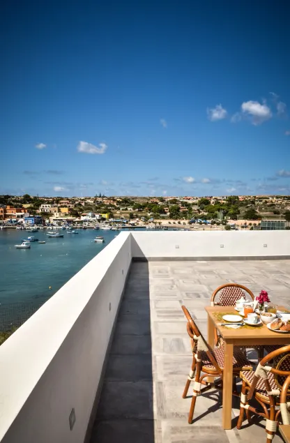 Hotel Vega - Image 1