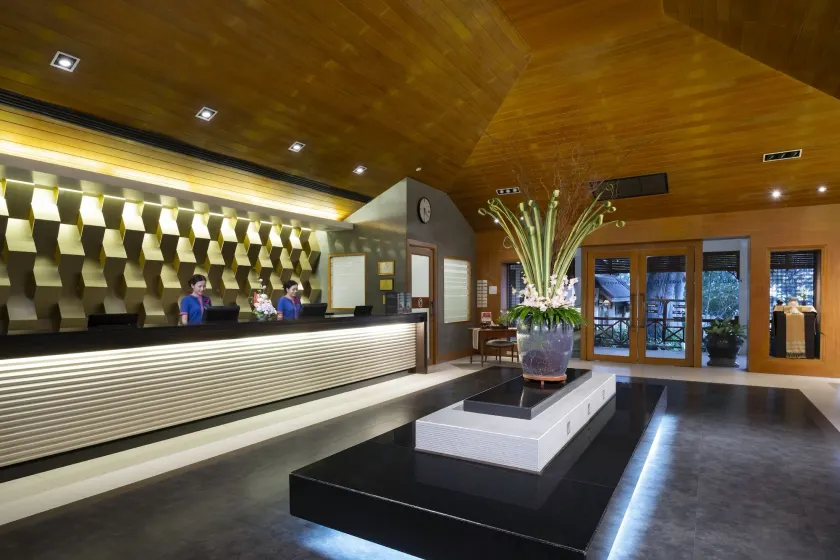 Novotel Rayong Rim Pae Resort - Lobby