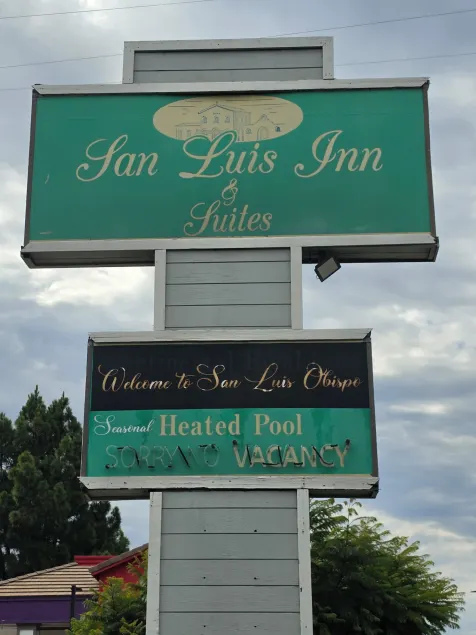 San Luis Inn and Suites - Image 1