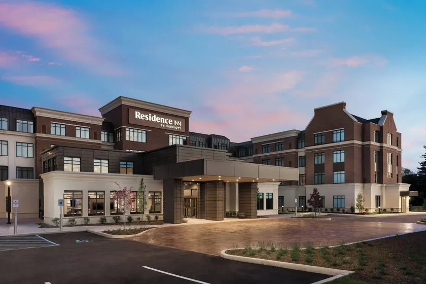 Residence Inn Long Island Garden City - Image 1