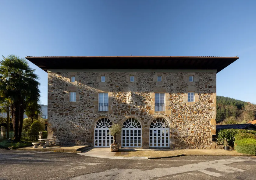 EtxeAundi Hotel Boutique - Image 1