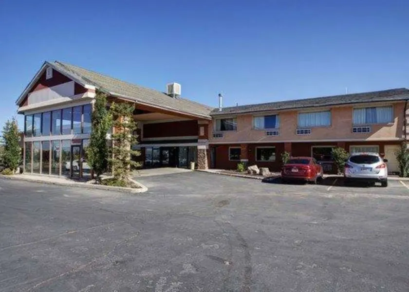 Quality Inn Evanston near Wyoming Downs - Image 1
