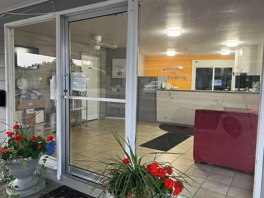 Welch Motel - Interior entrance