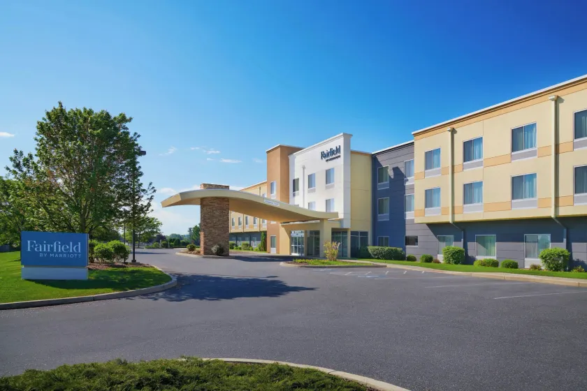 Fairfield Inn & Suites by Marriott Reading Wyomissing - Image 1
