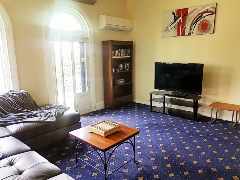 The Wharf Hotel - Image 1