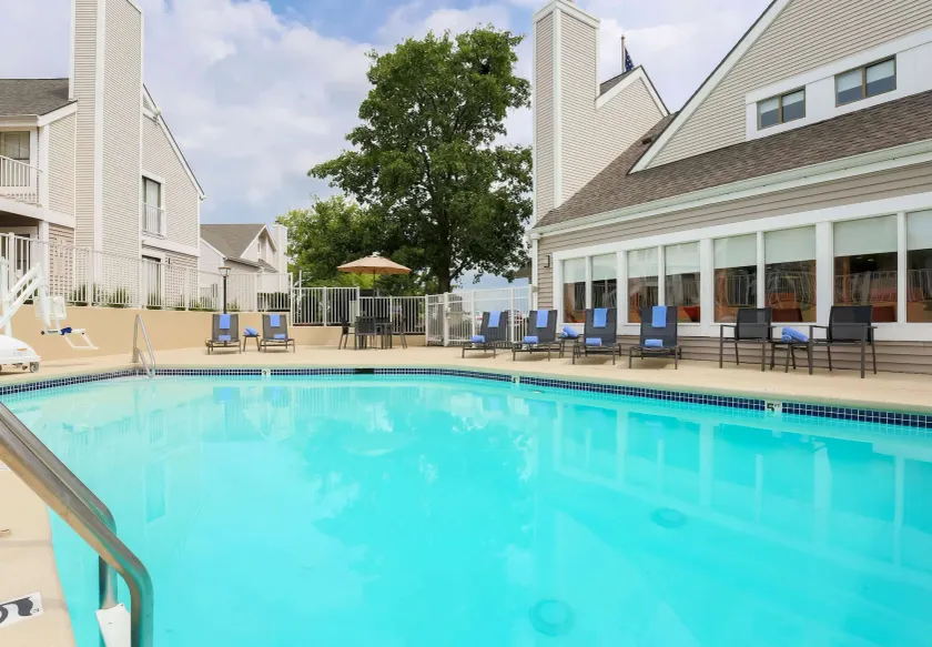Sonesta ES Suites Cincinnati - Sharonville West - Image 1