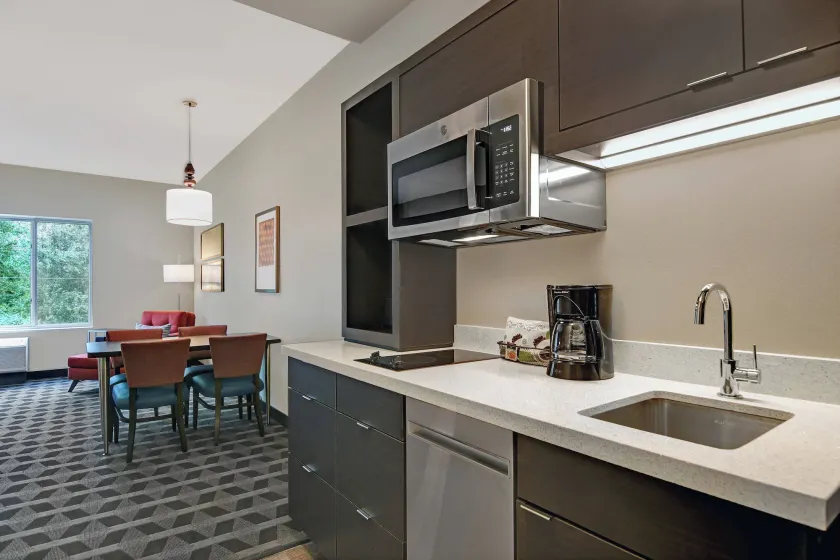 TownePlace Suites By Marriott Lima - Image 1