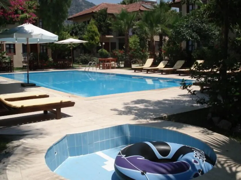 Nirvana Hotel - Image 1
