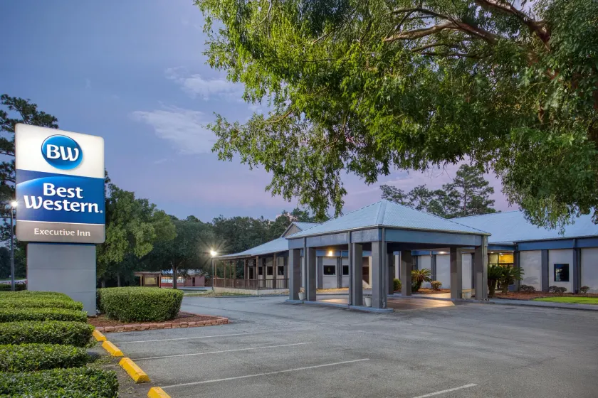 Best Western Executive Inn - Image 1