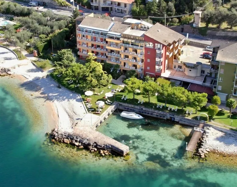 Hotel Du Lac - Relax Attitude Hotel - Image 1