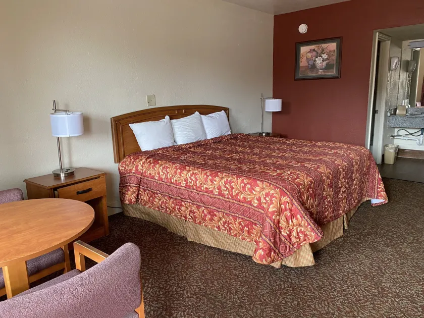 Travel Inn lackland Sea World - Image 1