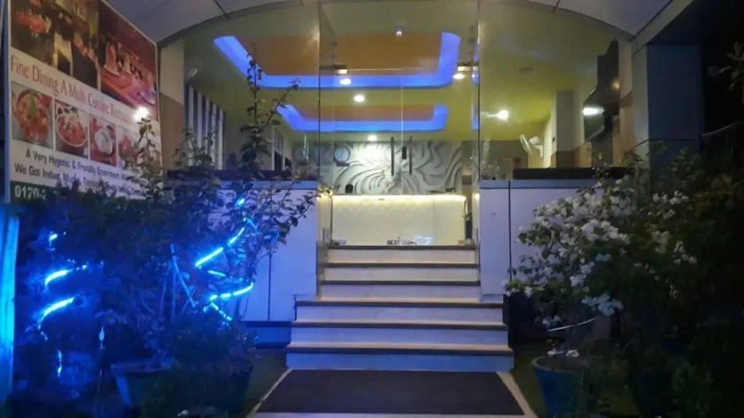 Treebo Green View, Noida - Image 1
