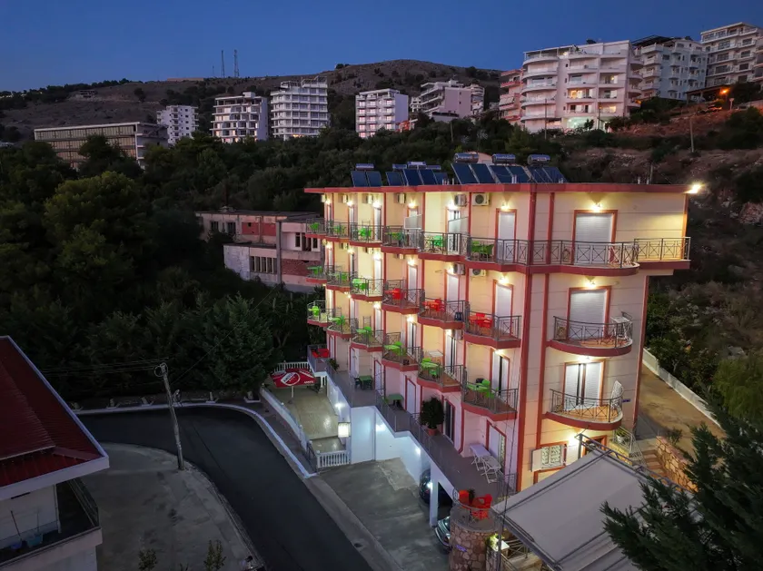 Unico ApartHotel - Image 1
