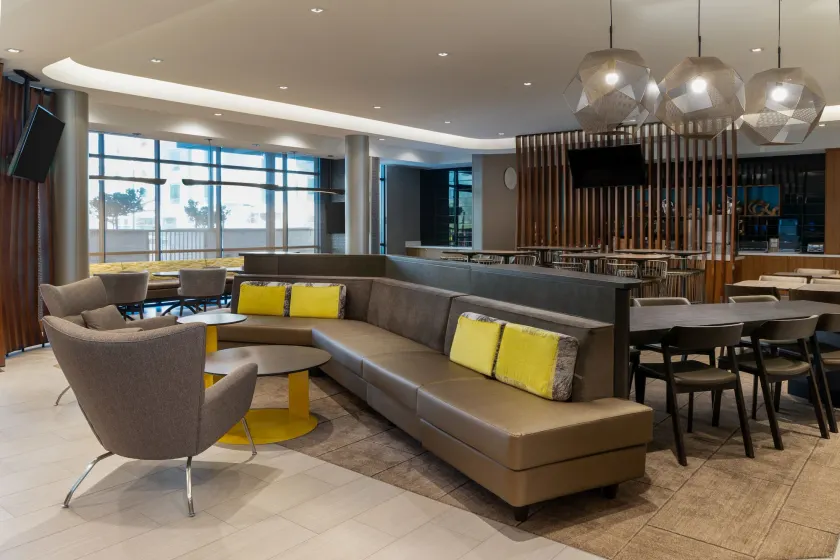 SpringHill Suites by Marriott Pleasanton - Image 1