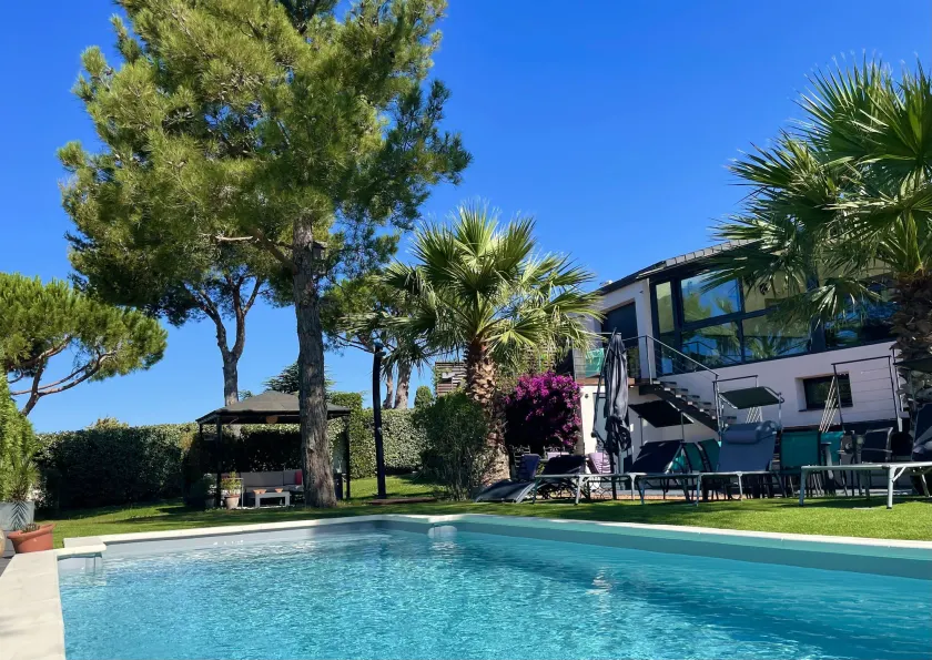 L'ESCALE COTE BLEUE B&B AND Spa - Image 1