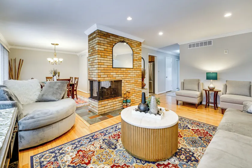 Fire Pit & Yard: Family Home in Farmington Hills! - Image 1