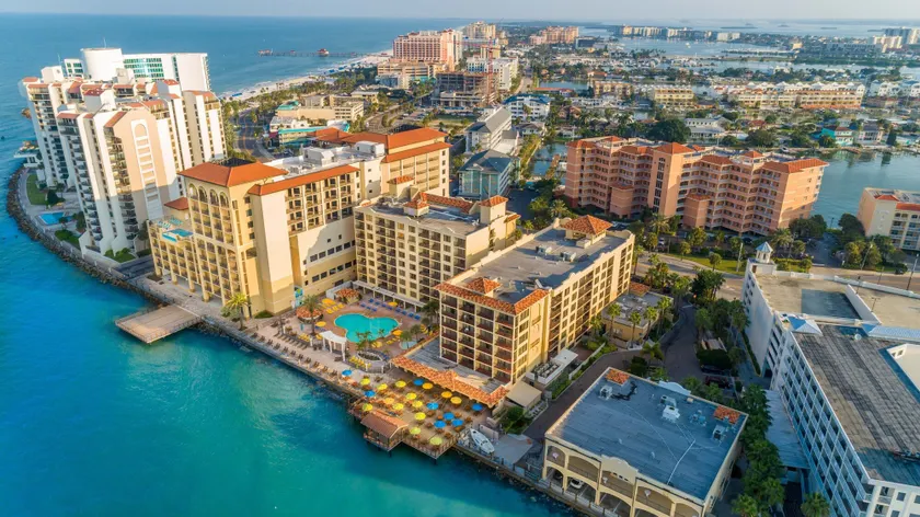 Holiday Inn & Suites Clearwater Beach by IHG - Image 1