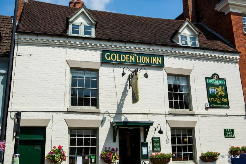 The Golden Lion Inn - Image 1