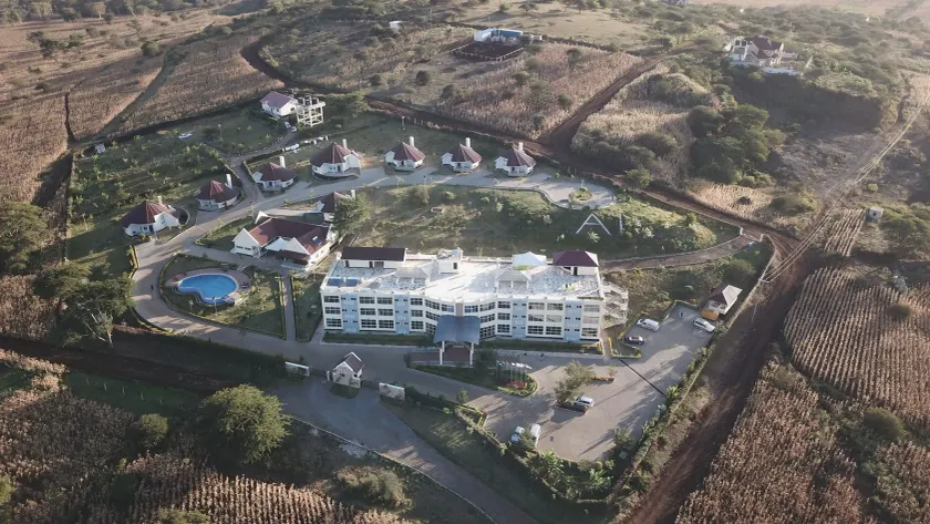 A1 Hotel and Resort - Image 1