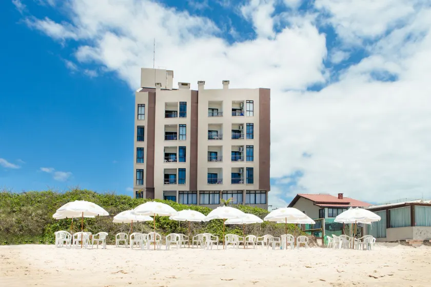 Palm Beach Apart Hotel - Image 1