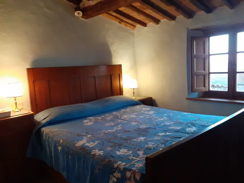 Lucienne at the village - Quarto