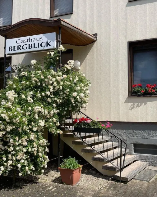 Gasthaus Bergblick - Image 1