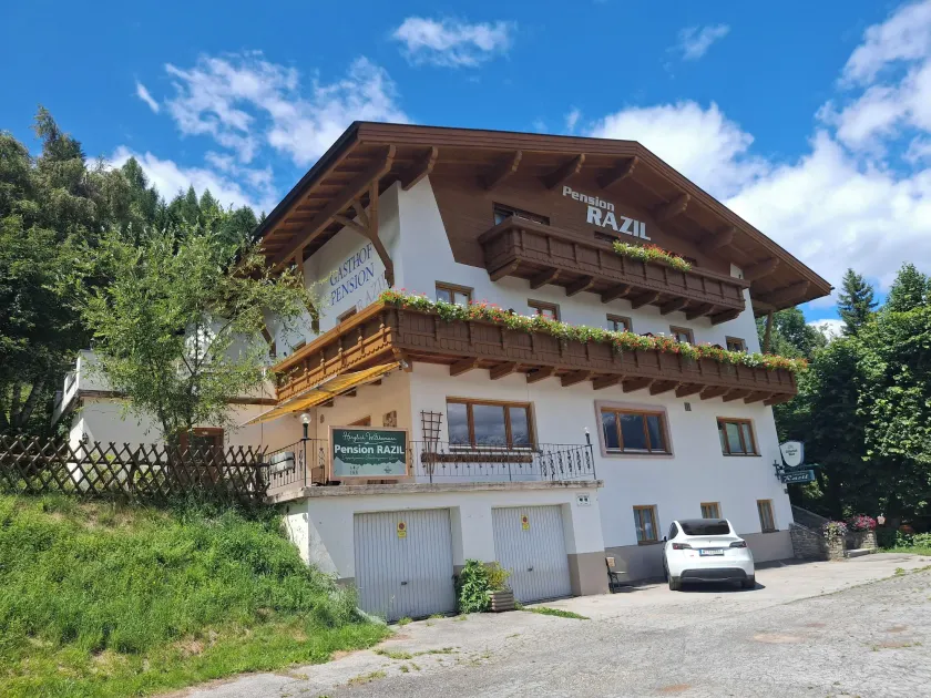 Pension Razil XO - Image 1