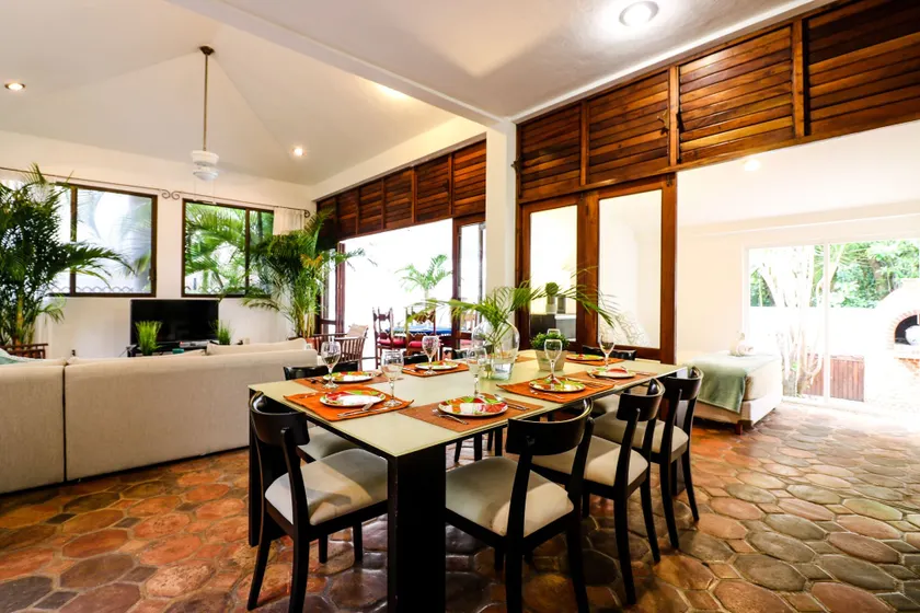 Villa 4 Soles - Image 1