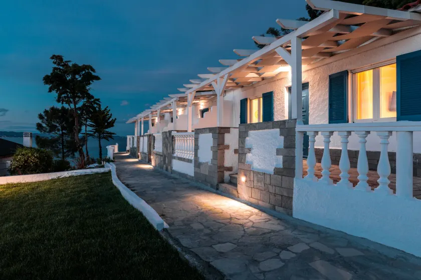 Bay View Suites - Image 1