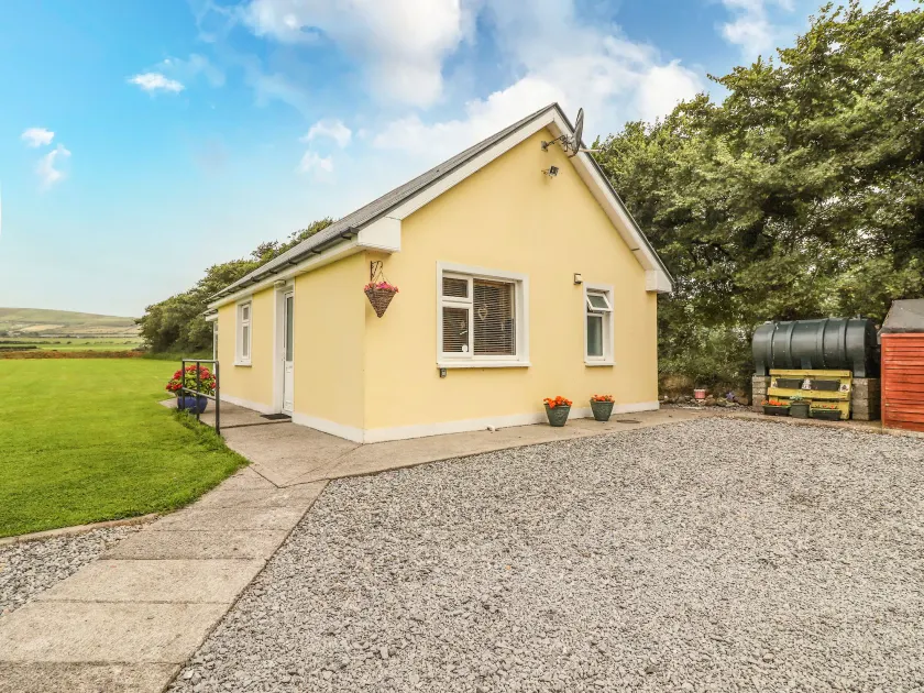 Moybella Lodge - Image 1