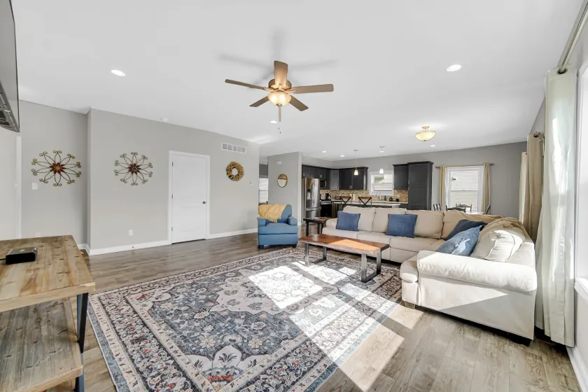 Family Home in Cedar Lake - 4 Mi to the Water - Image 1