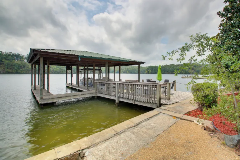 Waterfront Hot Springs Home: 19 Mi to Natl Park! - Image 1