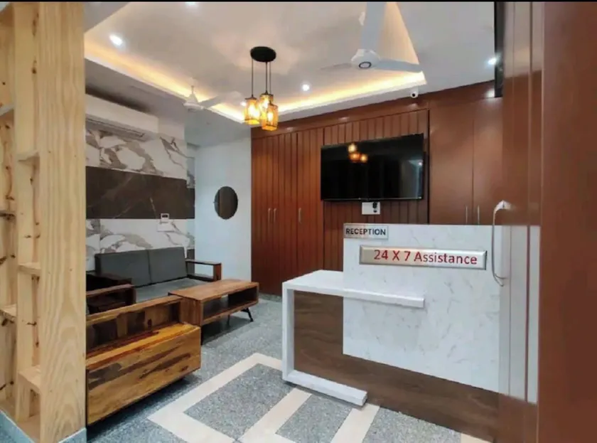 Hotel Blue Shine - Reception