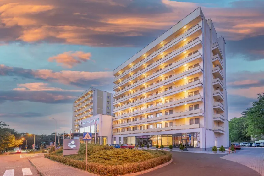 Vestina Wellness & SPA Hotel - Image 1