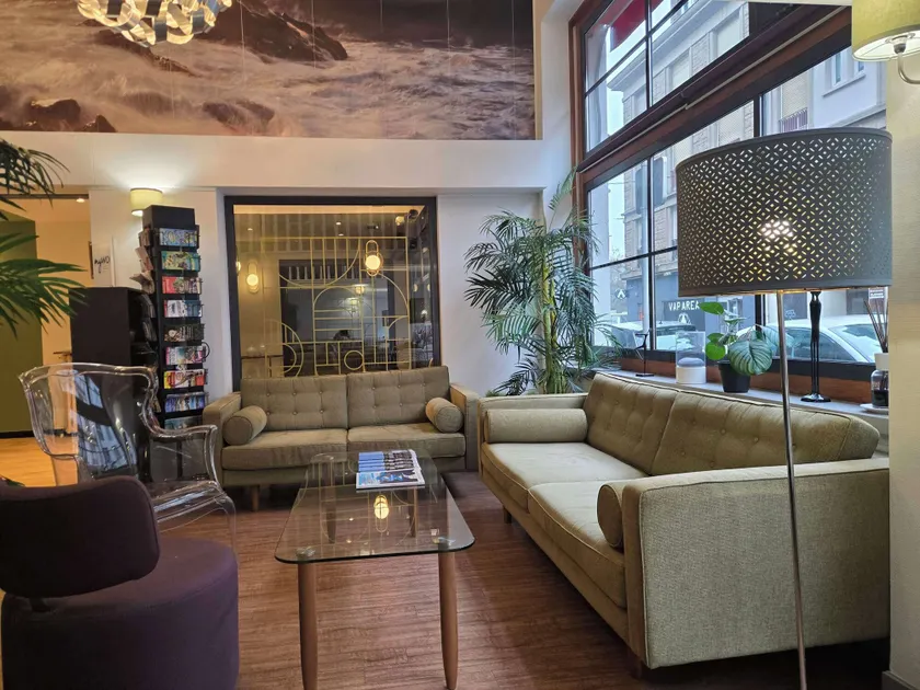Sure Hotel By Best Western Lorient Centre - Image 1