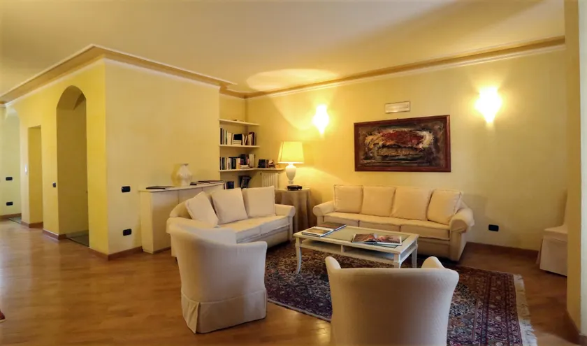 Albergo Castiglione Langhe - Image 1