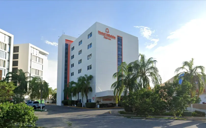 Mision Express Merida Altabrisa - Image 1