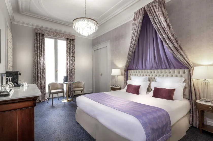 Hotel Claridge Paris - Image 1