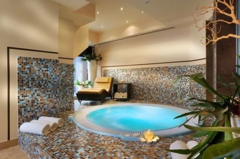 Hotel Leopardi - Image 1